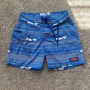 EEUC Unlined original Vinyard Vines boys M swim trunks
